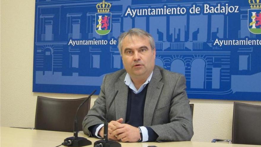 El alcalde de Badajoz asegura que no va a subir el tipo impositivo del IBI