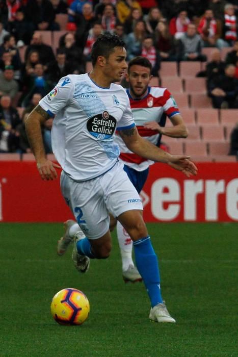 El Deportivo consigue en Granada la trascendental victorial para las aspiraciones blanquiazules al final de temporada.