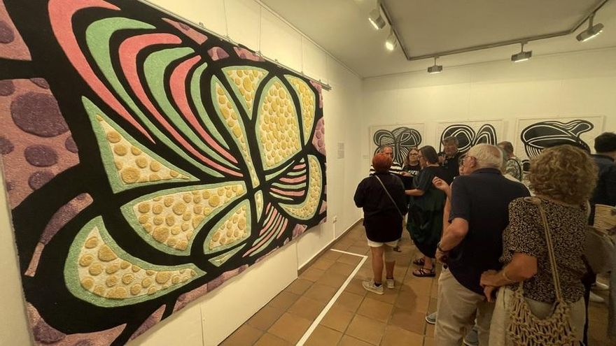 L&#039;artista blanenc Quim Serrano exposa catifes de grans dimensions a Blanes