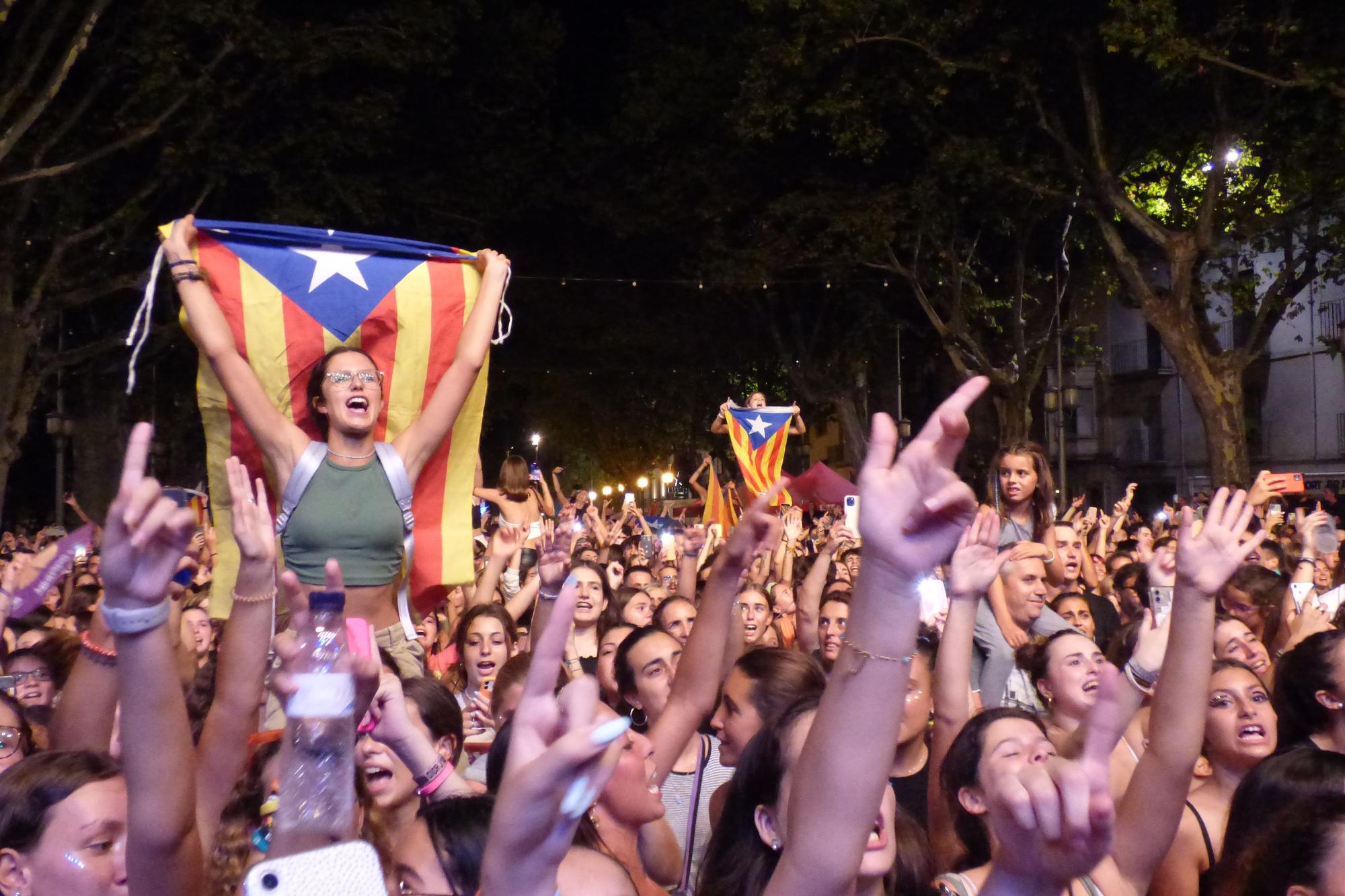 Figueres es desborda amb la tercera nit del festival acústica