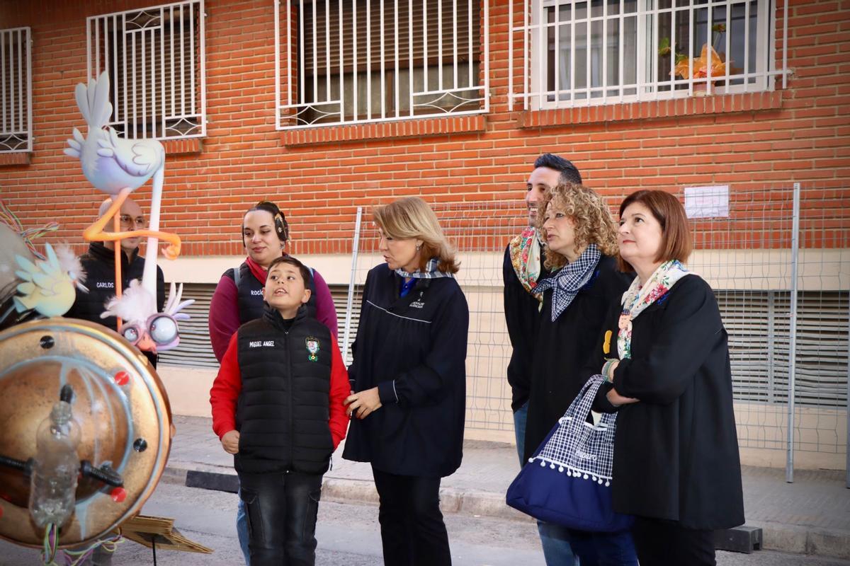 Susana Camarero con la alcaldesa de Torrent y los concejales Amparo Chiust y Aitor Sánchez.