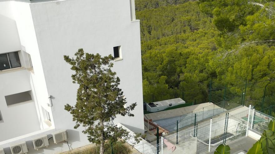 Sant Josep avisa al promotor de Vadella 64 de que el generador tampoco tiene licencia para su nueva ubicación