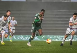 Kensly Vázquez, energía caribeña para el Cacereño