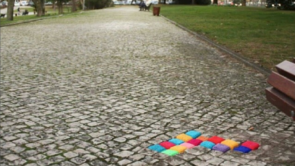 Calle de Lisboa con adoquines de lana, proyecto Neofofo