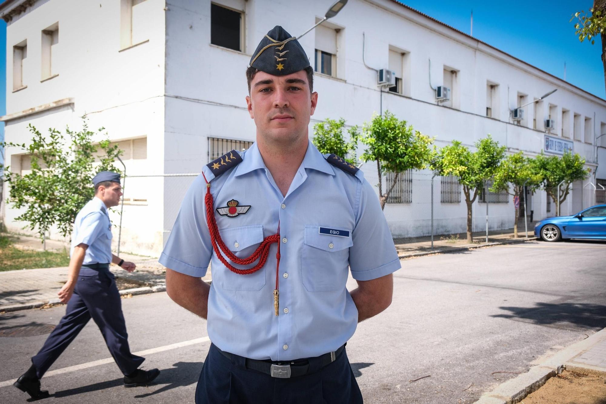 11 nuevos pilotos de caza finalizan su formación en la Base Aérea de Talavera la Real