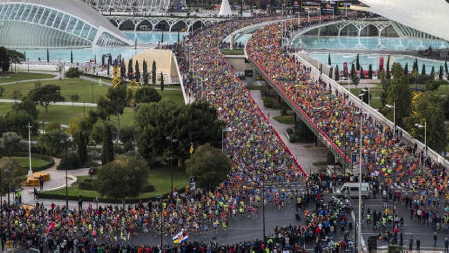 Salida del Maratón de Valencia y del 10K Trinidad Alfonso