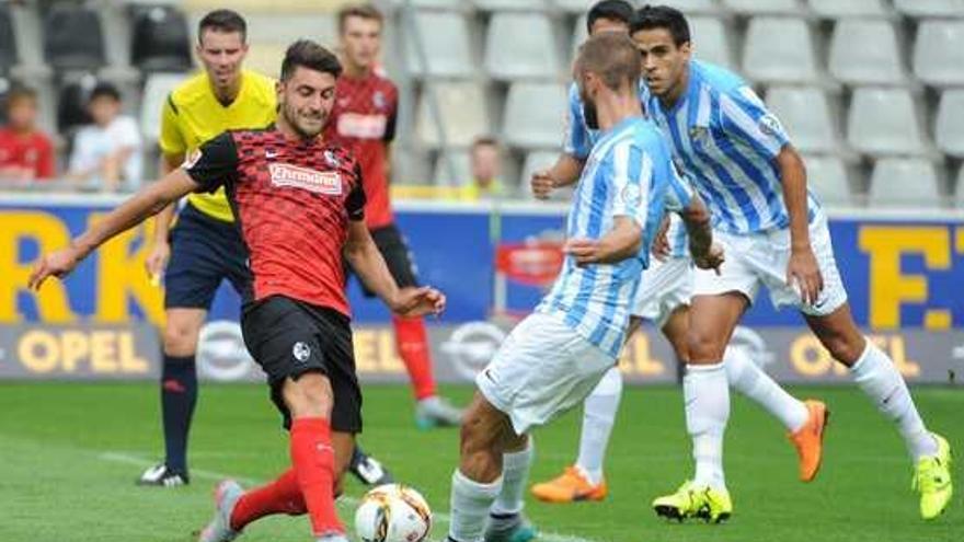 Imagen del encuentro de ayer entre el Friburgo y el Málaga CF en tierras alemanas.