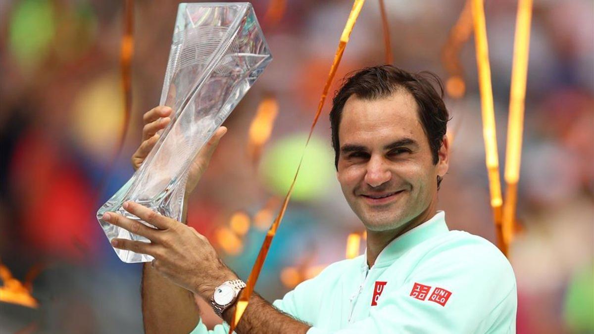 Roger Federer ganó su cuarta corona en Miami ante Isner