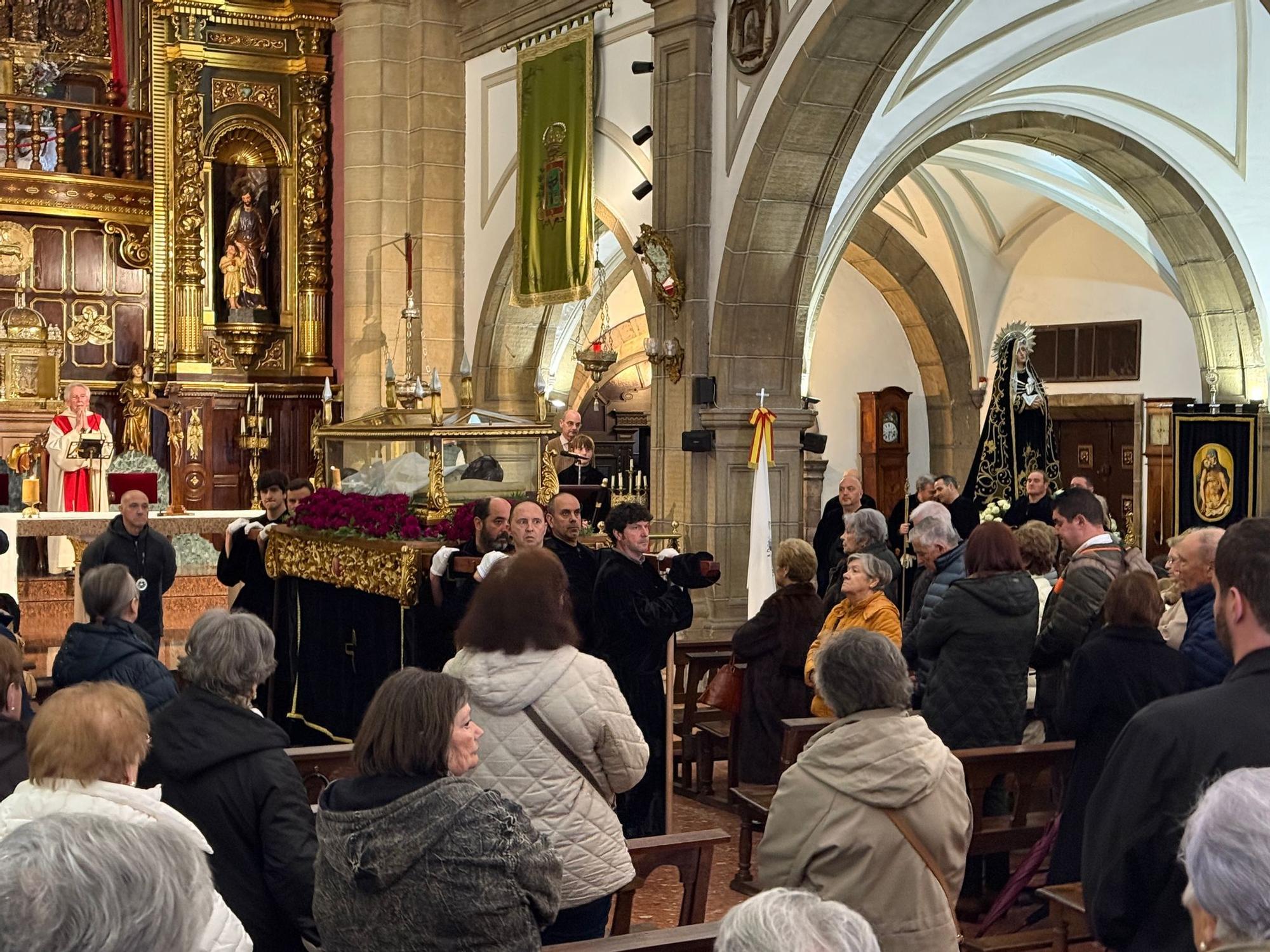 Así vivió Candás su Santo Entierro