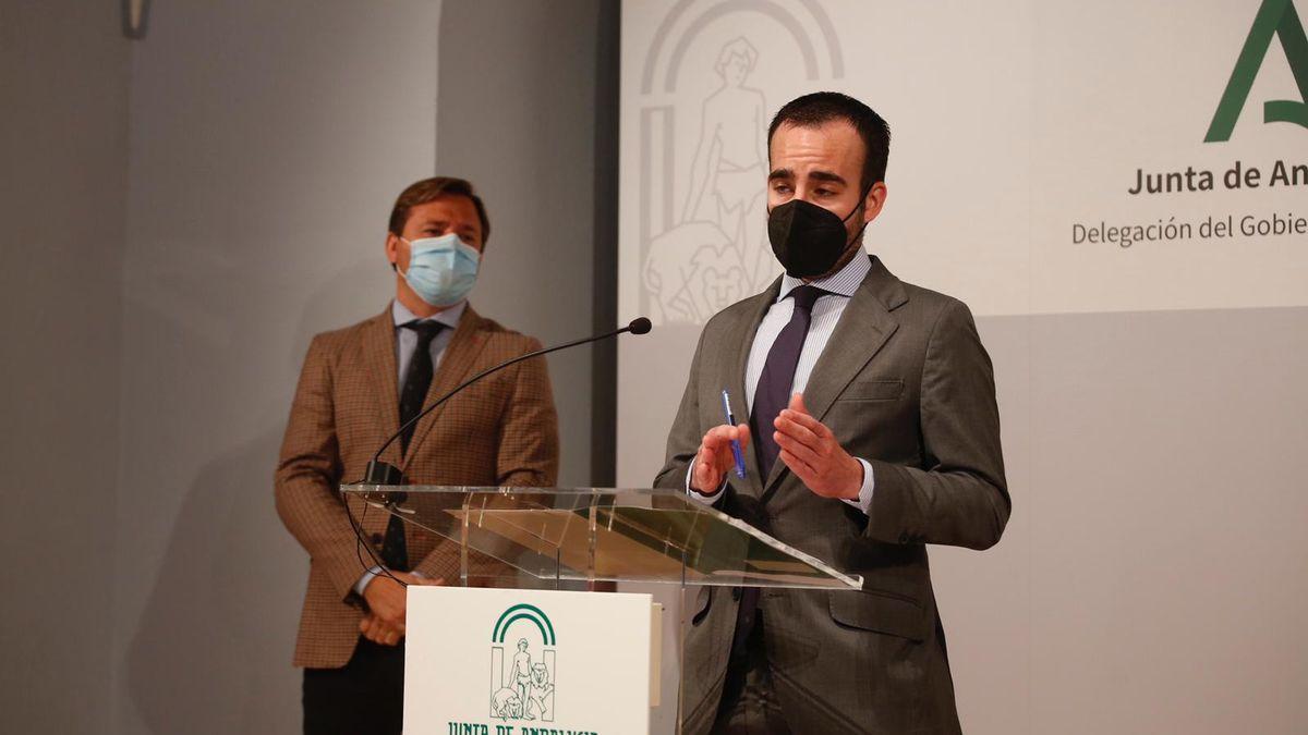 Los delegados de la Junta en Córdoba, Ángel Herrador y Antonio Repullo, en la presentación de las ayudas.