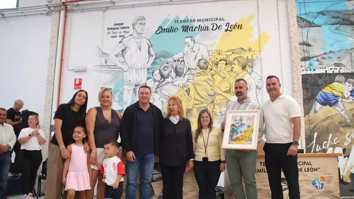 Yaiza rinde homenaje al ‘Pollo de Uga’ y a Emilio Machín con un nuevo torneo de lucha canaria