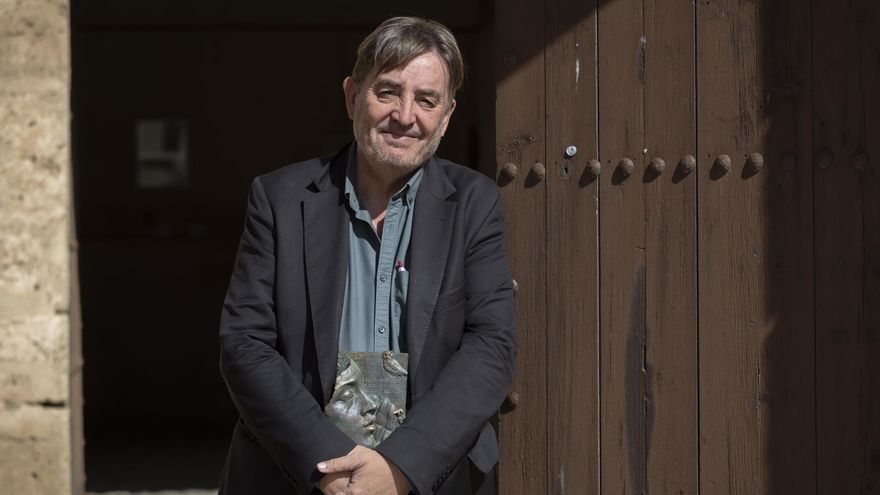 García Montero: &quot;La poesía es una buena vacuna en este mundo de poca reflexión&quot;
