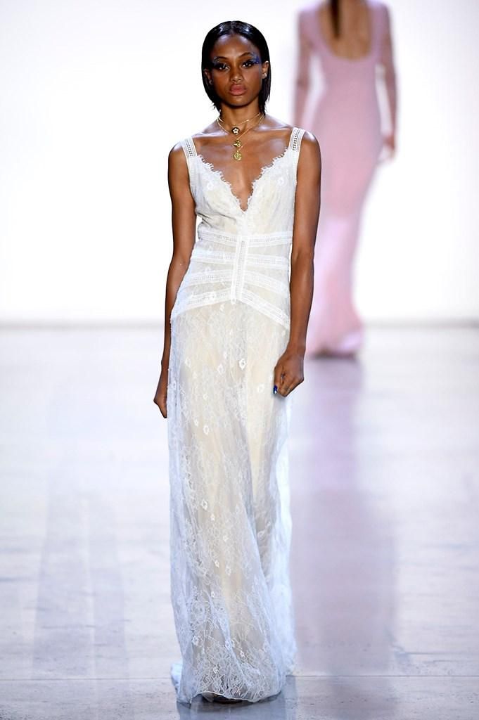 Tadashi Shoji