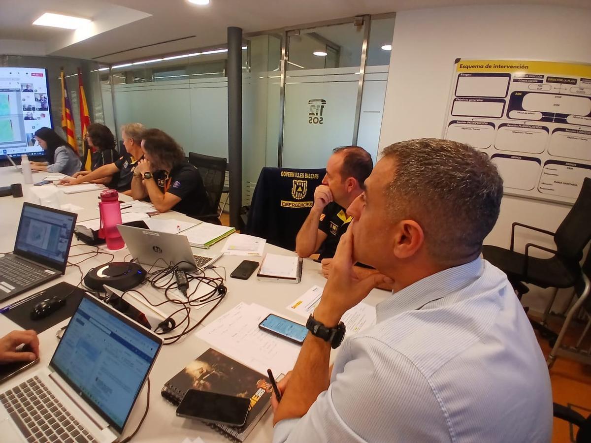 El comité técnico se ha reunido este mediodía para evaluar el avance de la Dana Alice en Ibiza