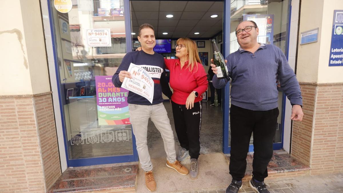 El primer premio del Niño cae en Quart de Poblet