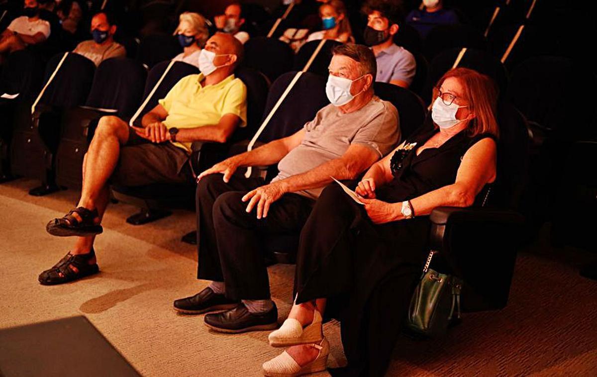 Los padres de Lorena Torres asistieron al evento. | J.A.RIERA