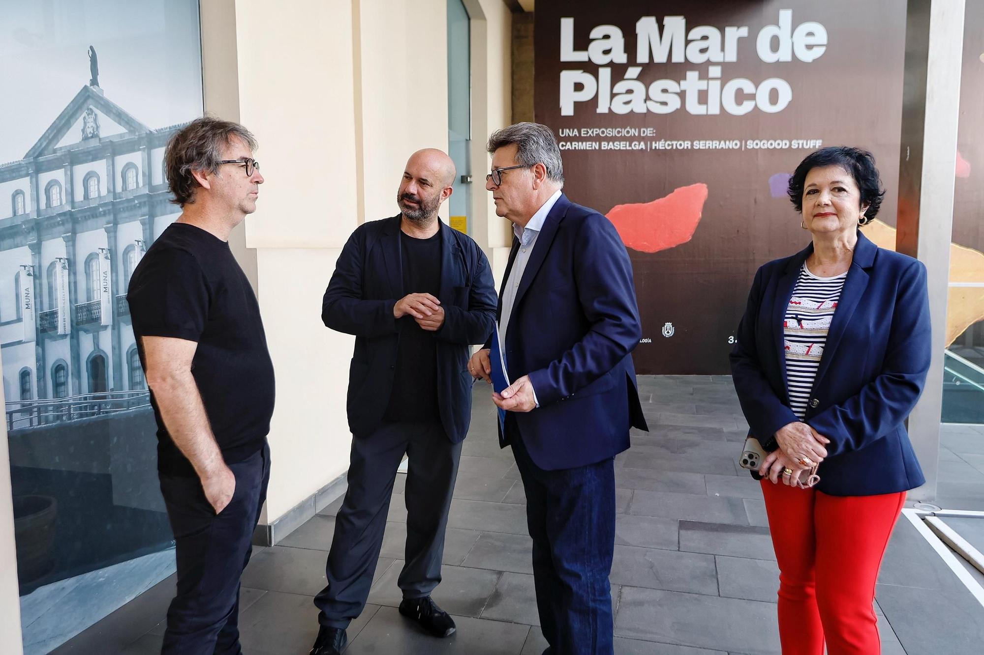 Presentación de la exposición 'La mar de plástico'