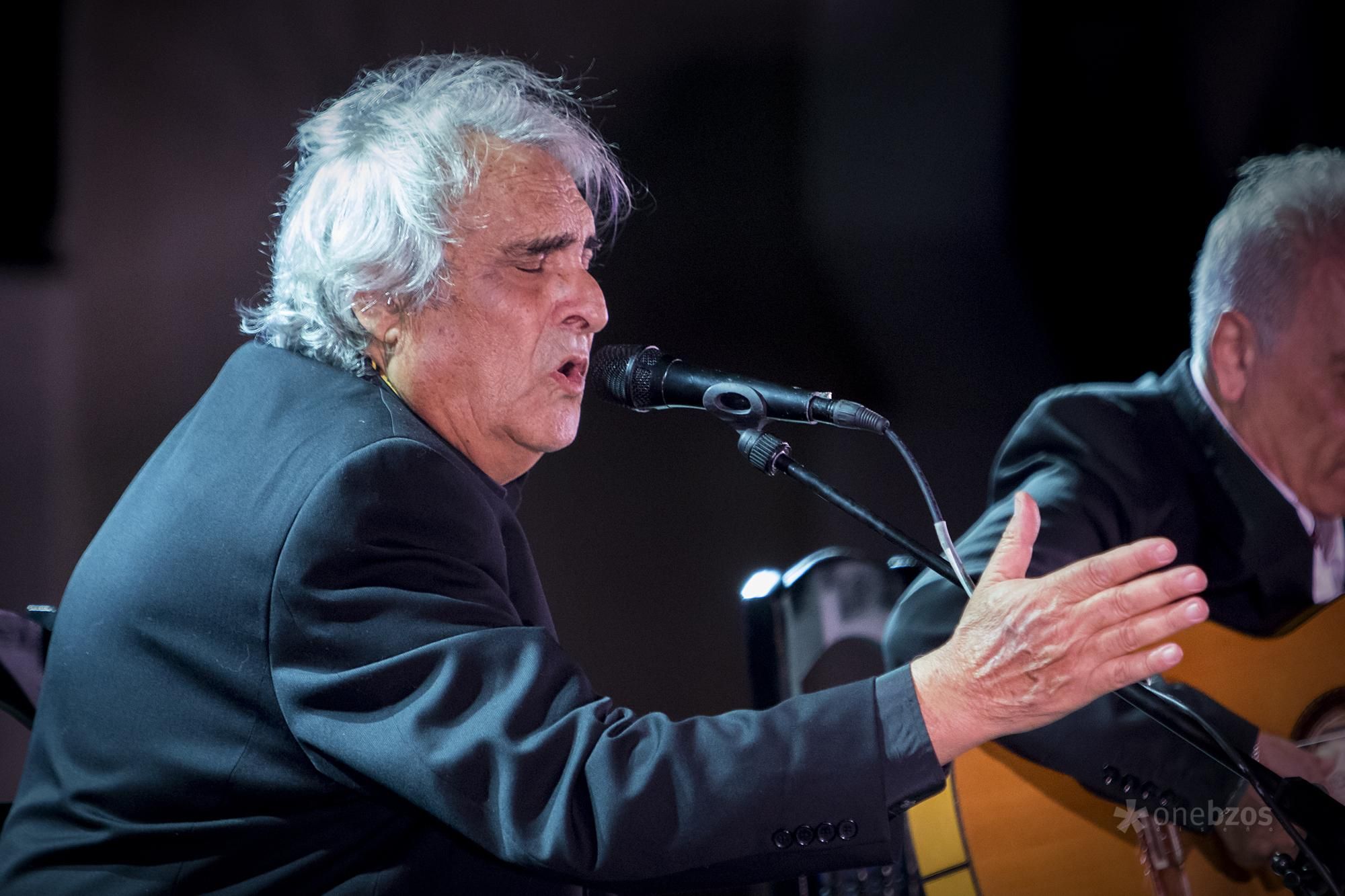 Fotogalería | José de la Tomasa celebra '50 años con el cante' en la Bienal