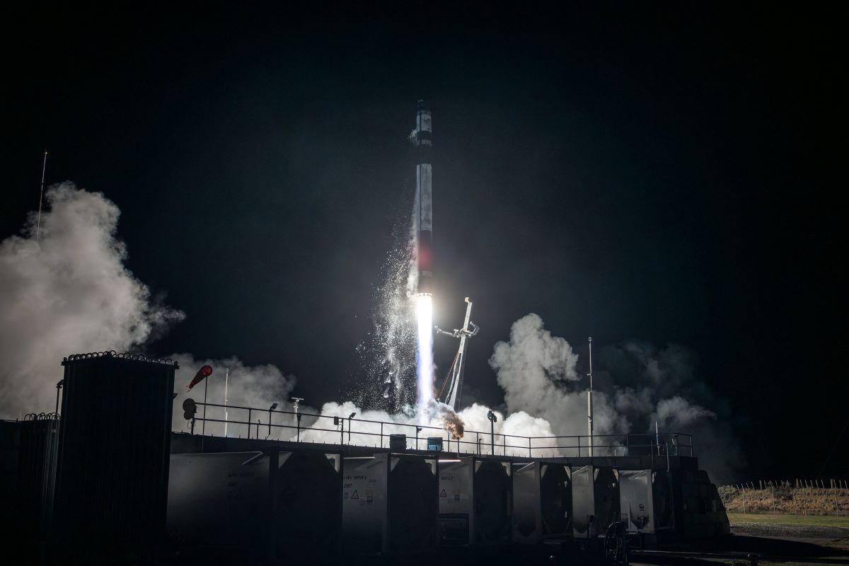 Lanzamiento del satélite Celeste IOD 1 de la ESA en Nueva Zelanda.