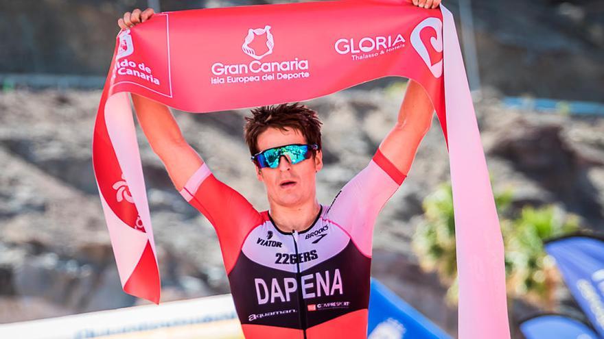 Pablo Dapena tras ganar el Challenge Mogán Gran Canaria // FARO