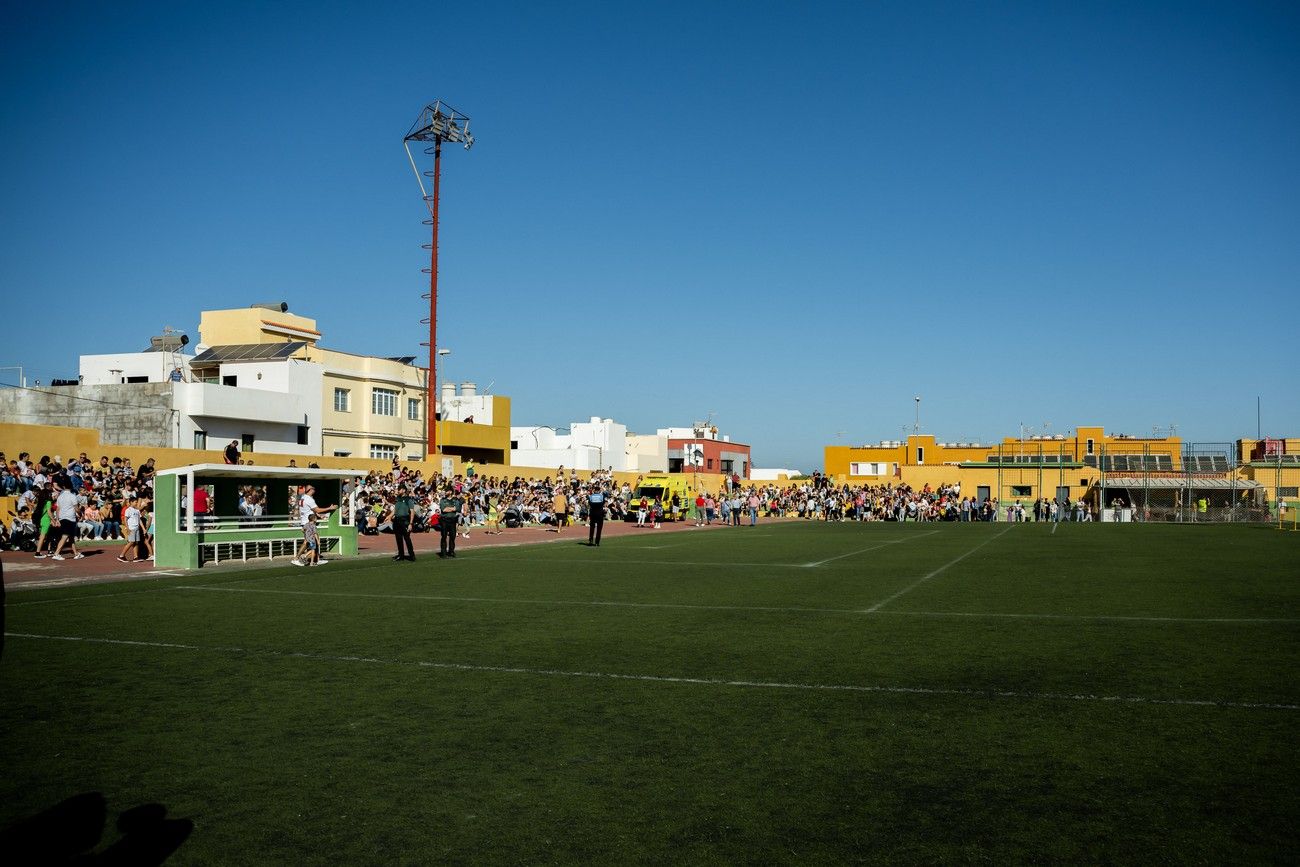 Miles de personas llenan de ilusión el Estadio de Barrial en la llegada de los Reyes Magos