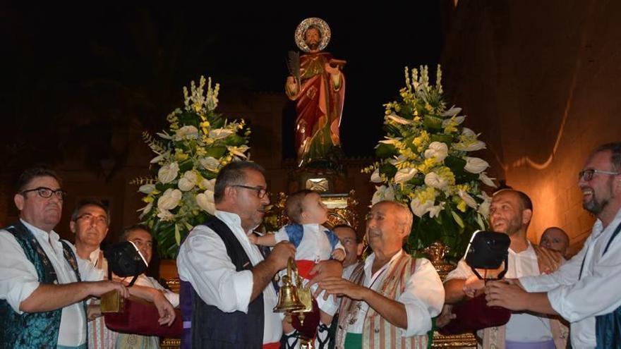 La procesión del patrón pone el broche de oro a las fiestas de Cieza