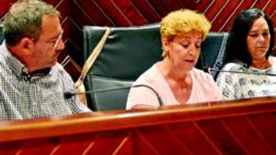 Paqui Fernández renuncia a su acta de concejal en el Pleno