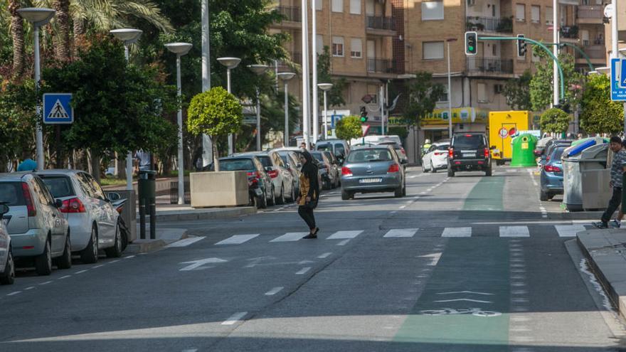 Elche ampliará la red de carriles bici en el centro, Altabix y Carrús