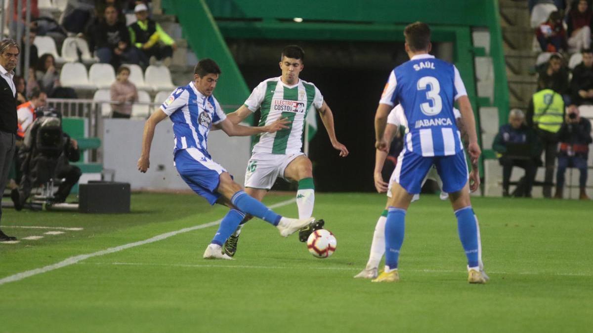 El Córdoba empata al Deportivo en el descuento con un gol de Andrés Martín (1-1)