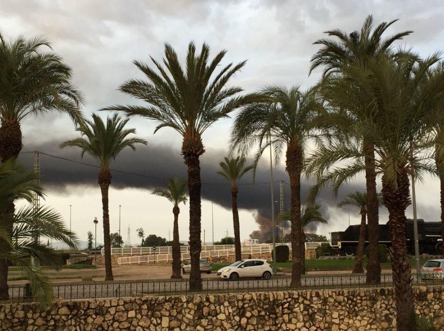 La columna de humo, vista desde Alzira.