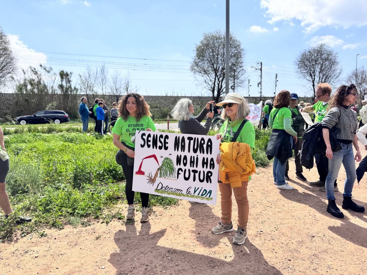 Manifestación contra el Pla de Ponent de Gavà.