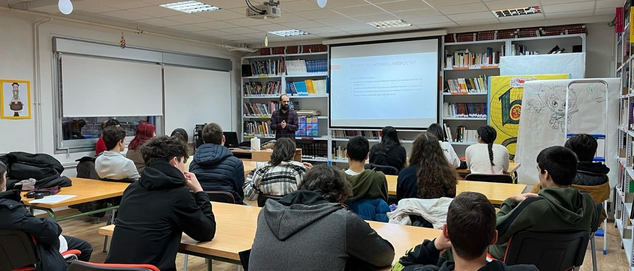 Investigador de la Universidade de Vigo, en el instituto moañés.