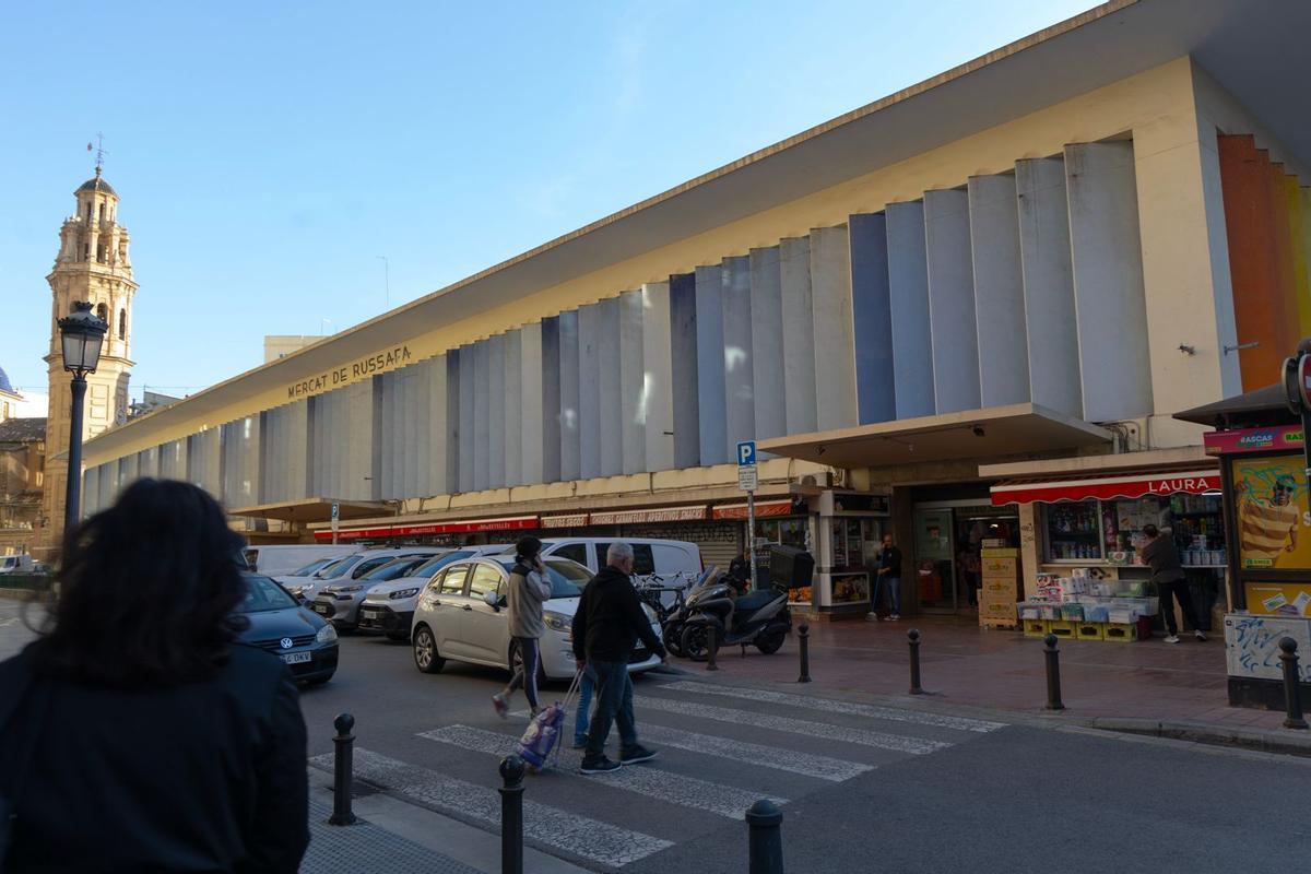 El mercado se empezó a construir a finales de 1957 y se inauguró en 1962