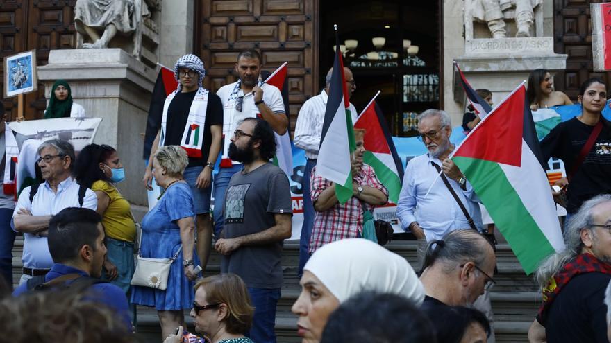 Concentración a favor de Palestina en la plaza Paraíso de Zaragoza