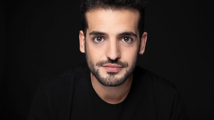 Luis Miguel Jara García nació en Miajadas en 1990. Es actor y trabaja en Madrid.