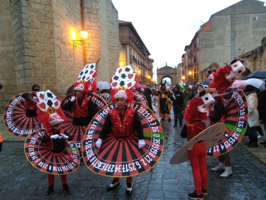 Carnaval en Toro: Desfile de adultos