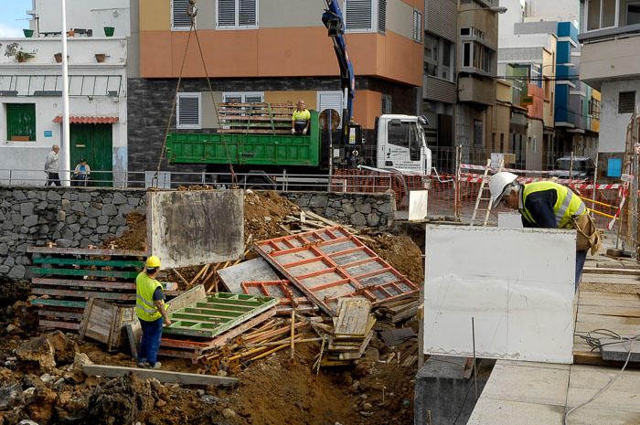 MAL ESTADO DE LA PLAZA DE LA PUNTILLA