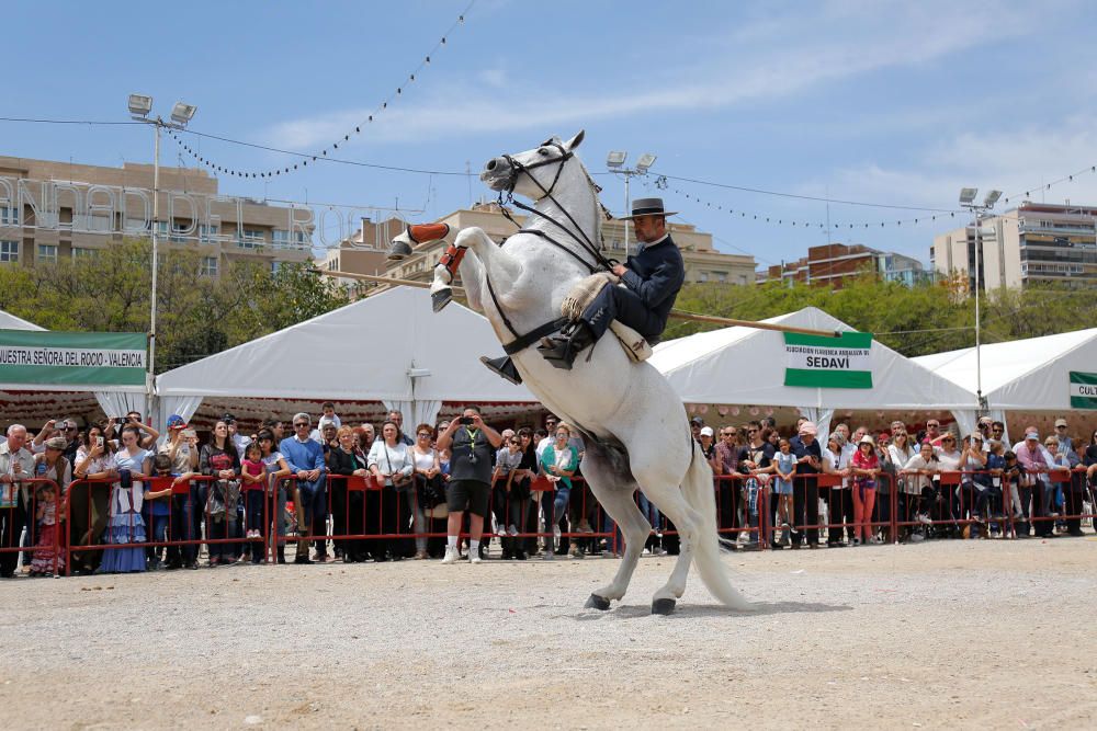 Último día de la Feria de Abril en València