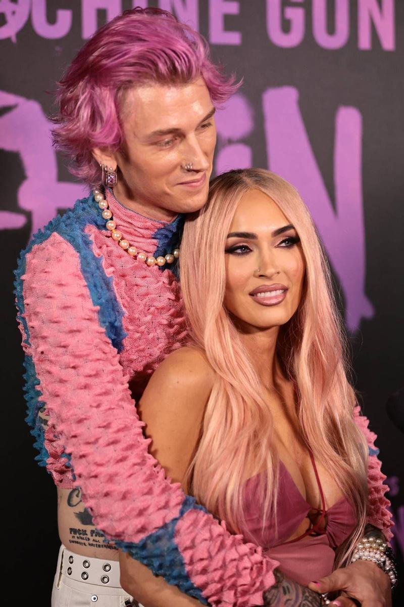 Machine Guy Kelly y Megan Fox en la presentación del documental 'Life in pink'