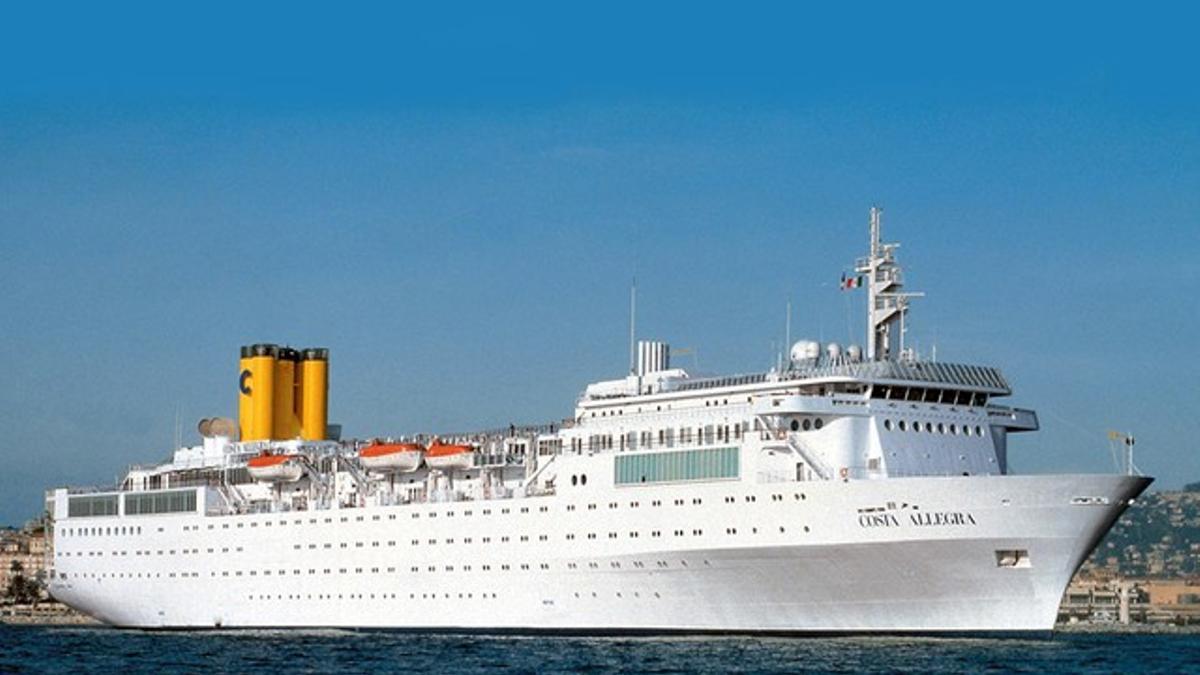 El 'Costa Allegra', en el puerto de Génova.