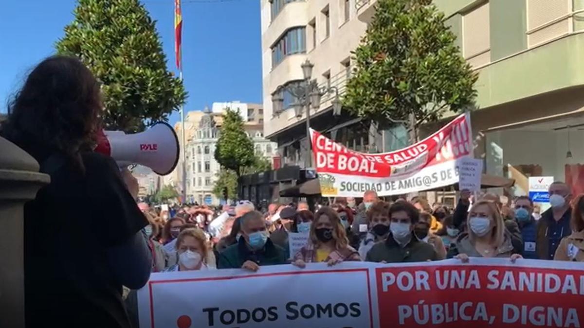 Concentración "Todos somos Jarrio" en Oviedo: lectura del manifiesto