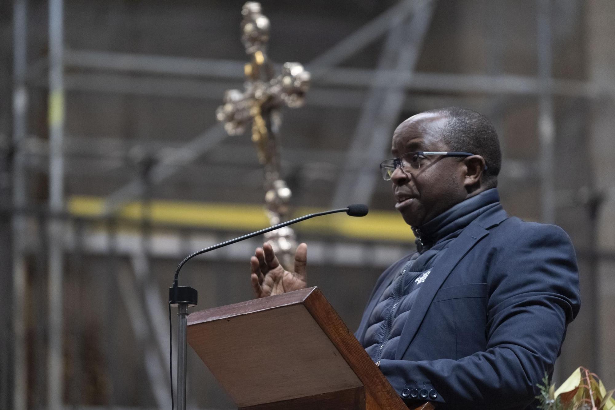 Homenatge a Pere Roca i Fius, "decorador", per la seva dedicació a la basílica de la Seu