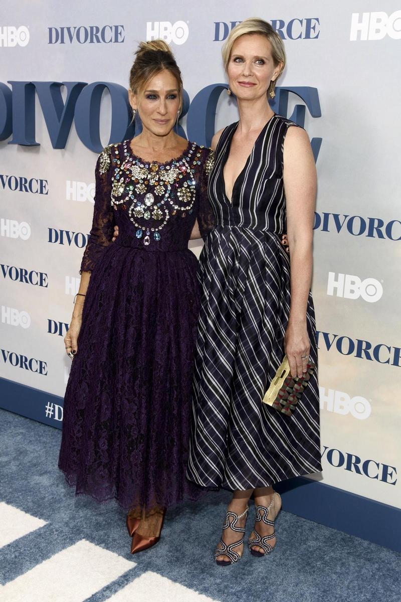 Sarah Jessica Parker y Cynthia Nixon en el estreno de 'Divorce'