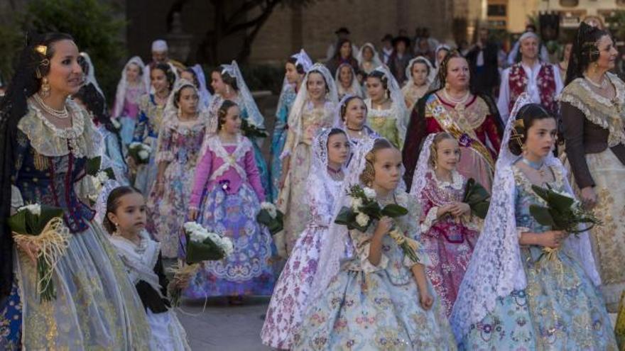 Ofrenda Fallas 2017 | Primer día