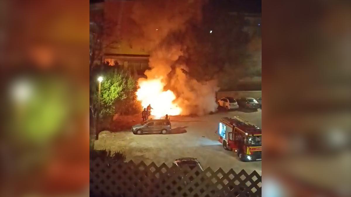 Investigan al dueño por el incendio de un coche tras un accidente en Cala Rajada