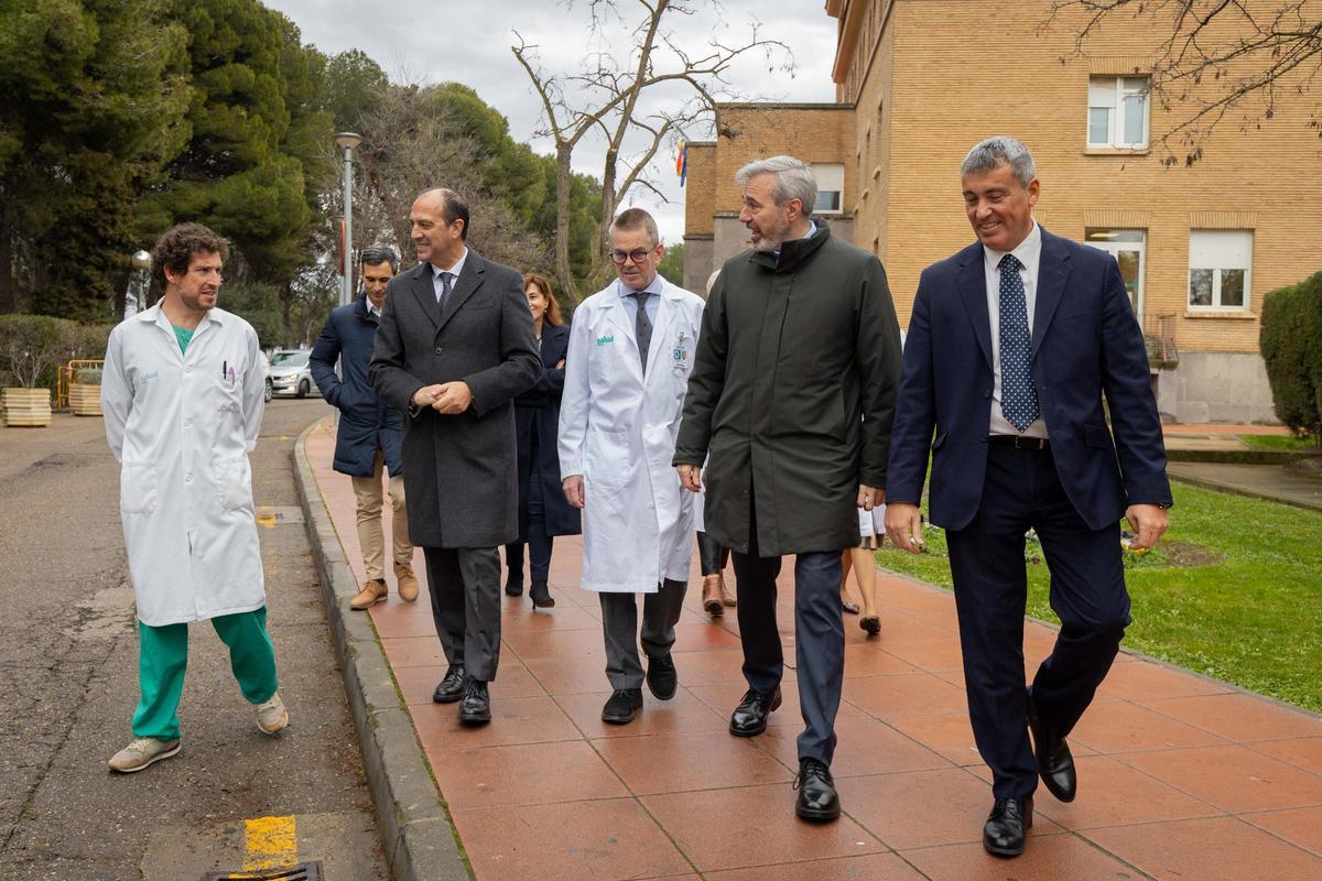 Un día de campaña con Jorge Azcón (PP)