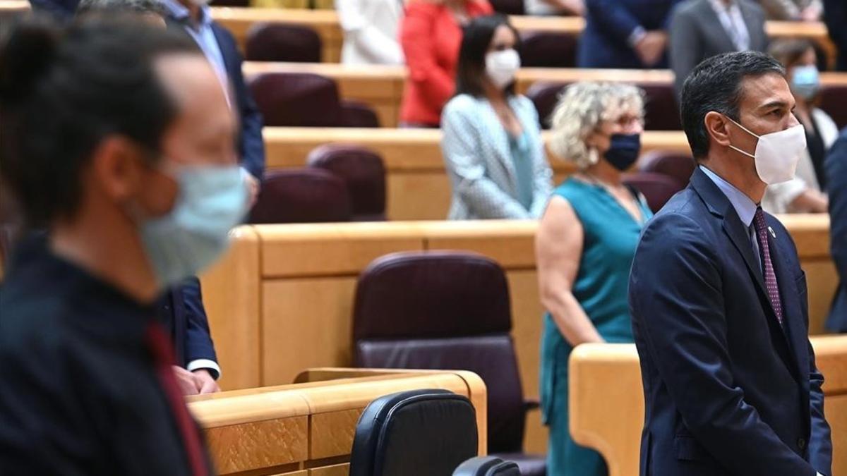 El presidente, Pedro Sánchez, y el vicepresidente segundo, Pablo Iglesias, el pasado 8 de septiembre en el Senado.