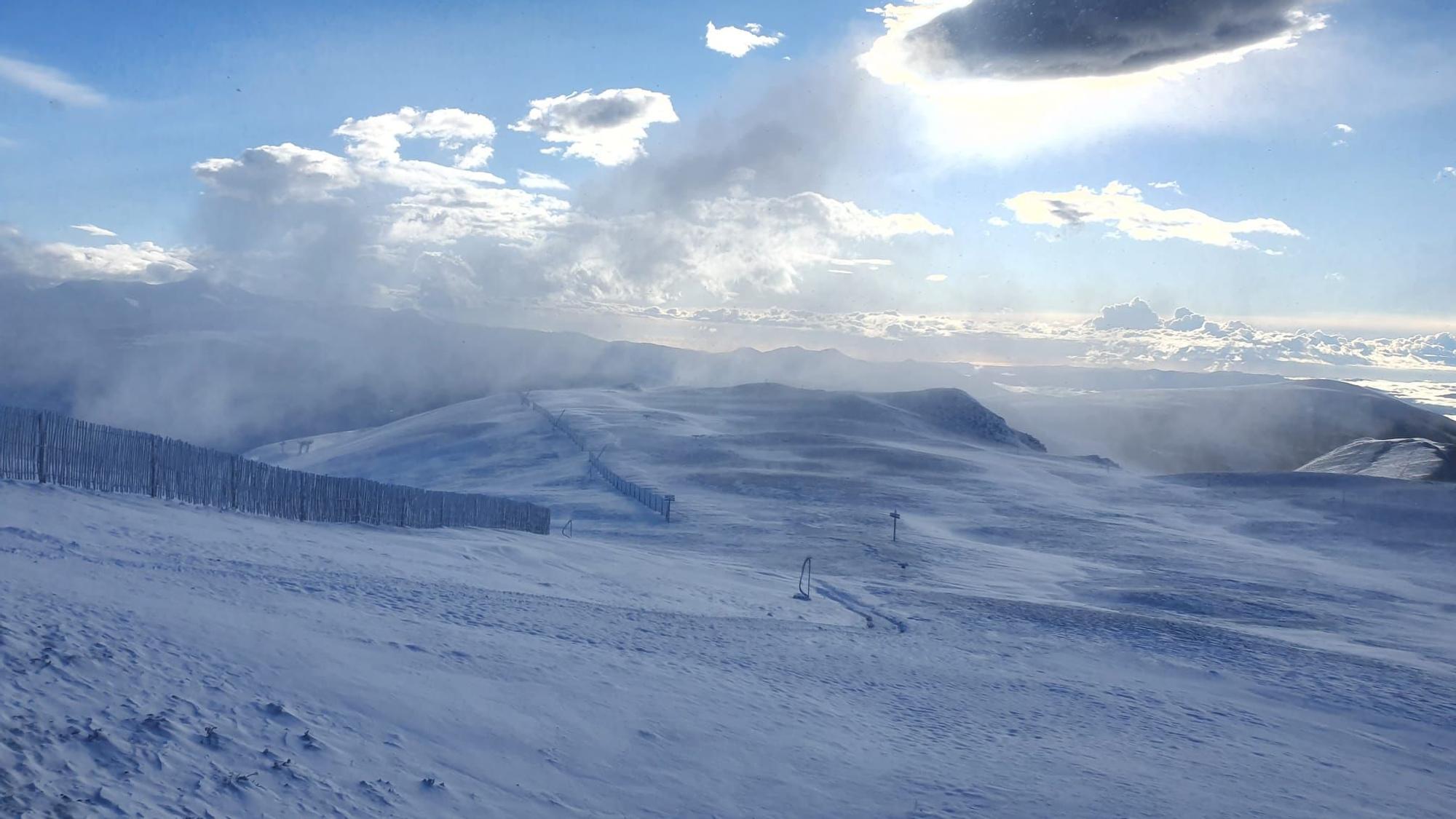 La primera nevada de la temporada a la Cerdanya