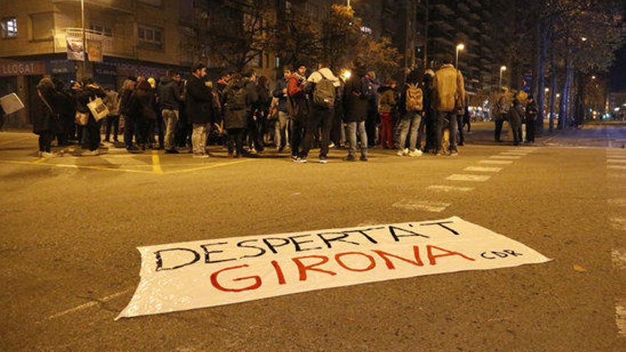 El CDR de Girona aixeca fins el 30 de març el tall diari al carrer de Barcelona