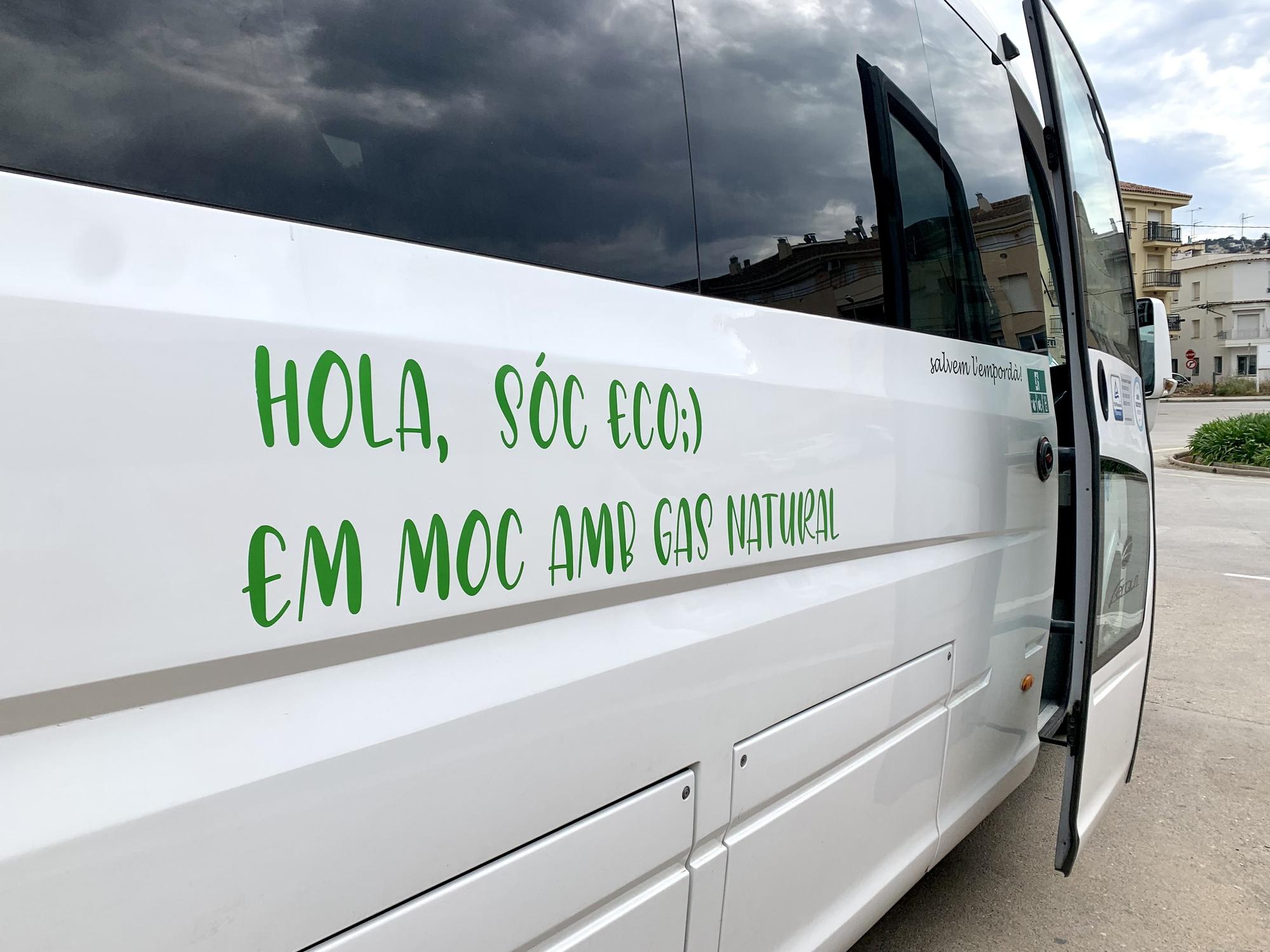 Roses incorpora dos autobusos 'Eco' al transport urbà de viatgers per una mobilitat més sostenible